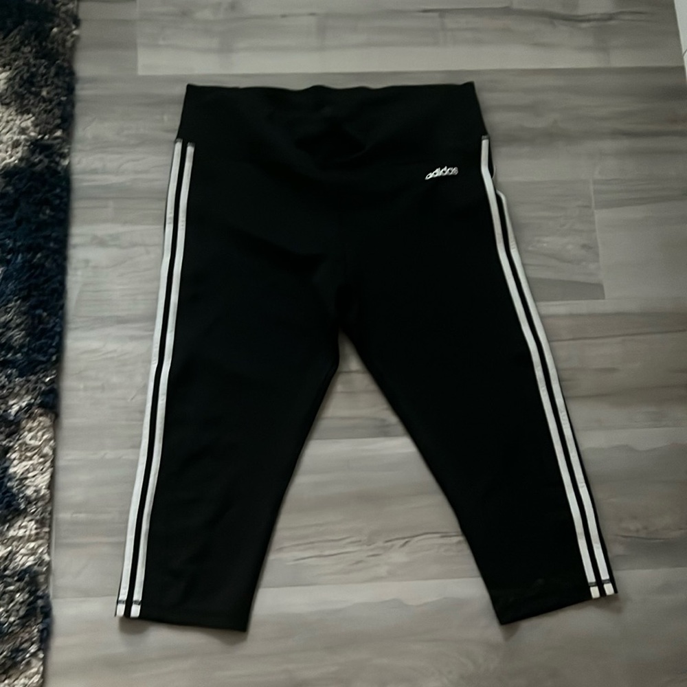 Adidas capris black-and-white never worn